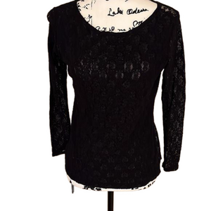 Black stretchy lace top Size small